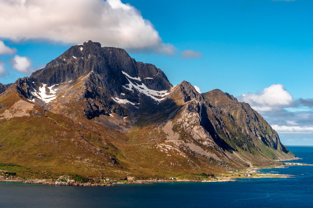 Escursionismo alle isole Lofoten per gli amanti del trekking