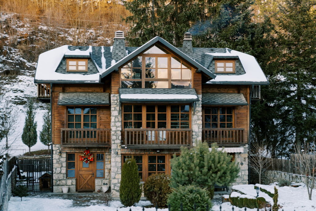 Capodanno in montagna: chalet e neve per una notte magica