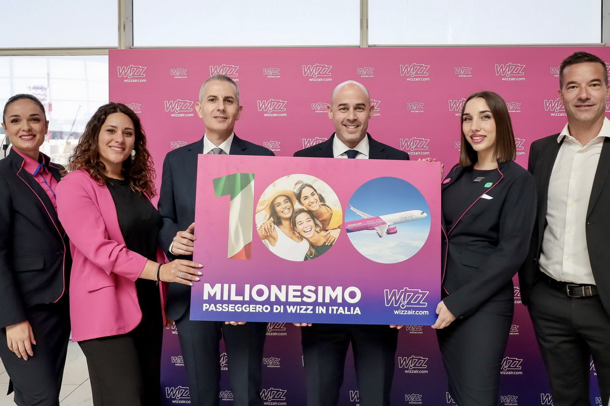 Wizz Air festeggia il traguardo dei 100milioni di passeggeri in Italia